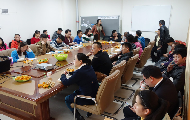 目前天度客戶沙龍已順利舉行4期，我們將一直秉承全公益、凈干貨、不推銷產(chǎn)品的理念，助力天度新老客戶開展網(wǎng)絡(luò)營銷和移動互聯(lián)網(wǎng)營銷。